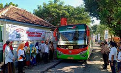Santriwati Nurul Jadid Sambut Lebaran dengan Puber santriwati-nurul-jadid-sambut-lebaran-dengan-puber