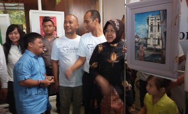 Risma Minta Swasta Berdayakan Anak Difabel risma-minta-swasta-berdayakan-anak-difabel