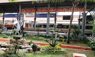 KAI Minta Pemkot Surabaya Perbaiki Fasum di Sekitar Stasiun kai-minta-pemkot-surabaya-perbaiki-fasum-di-sekitar-stasiun