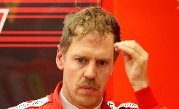 Kumis Memanjang, Vettel Tiru Nigel Manshell kumis-memanjang-vettel-tiru-nigel-manshell