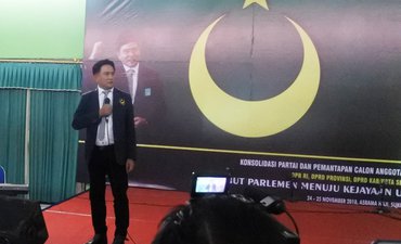 PBB Target Bentuk Fraksi di DPR pbb-target-bentuk-fraksi-di-dpr