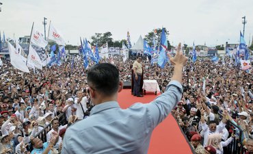 AHY Hadiri Kampanye Akbar Prabowo-Sandi di Bandung ahy-hadiri-kampanye-akbar-prabowo-sandi-di-bandung