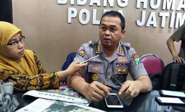 Seratusan Pasukan Brimob dan Sabhara Siaga di Sampang seratusan-pasukan-brimob-dan-sabhara-siaga-di-sampang