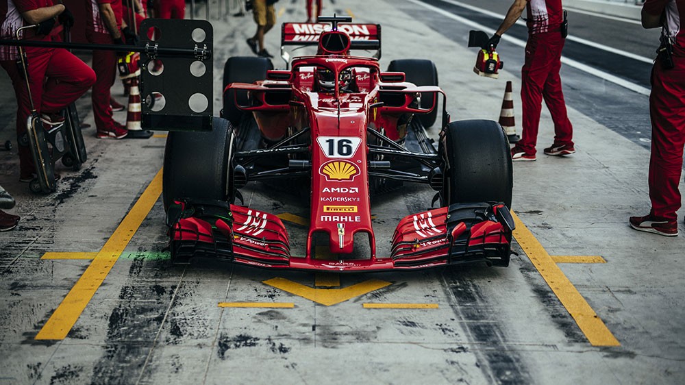 Bos Mercedes Tantang Leclerc Berebut Gelar Juara