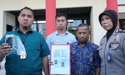 Unggah Ajakan People Power di Medsos, Warga Sidoarjo Dicokok unggah-ajakan-people-power-di-medsos-warga-sidoarjo-dicokok