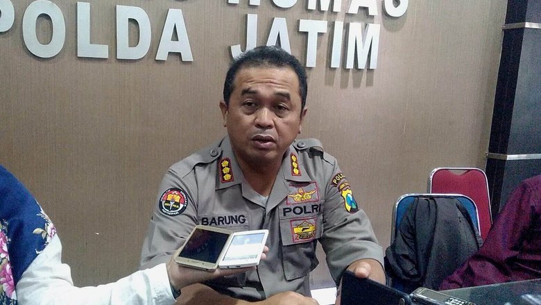 Polisi Pulangkan 54 Pembawa Bom Molotov dan Celurit polisi-pulangkan-54-pembawa-bom-molotov-dan-celurit