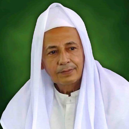 Habib Luthfi bin Yahya Ketua Forum Ulama Sufi Dunia