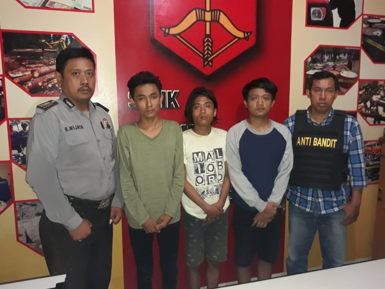 Polsek Gubeng Bekuk Komplotan Jambret Belia