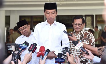 Pemilu Habiskan Biaya Triliunan, Jokowi: Rugi Besar Kalau Golput pemilu-habiskan-biaya-triliunan-jokowi-rugi-besar-kalau-golput