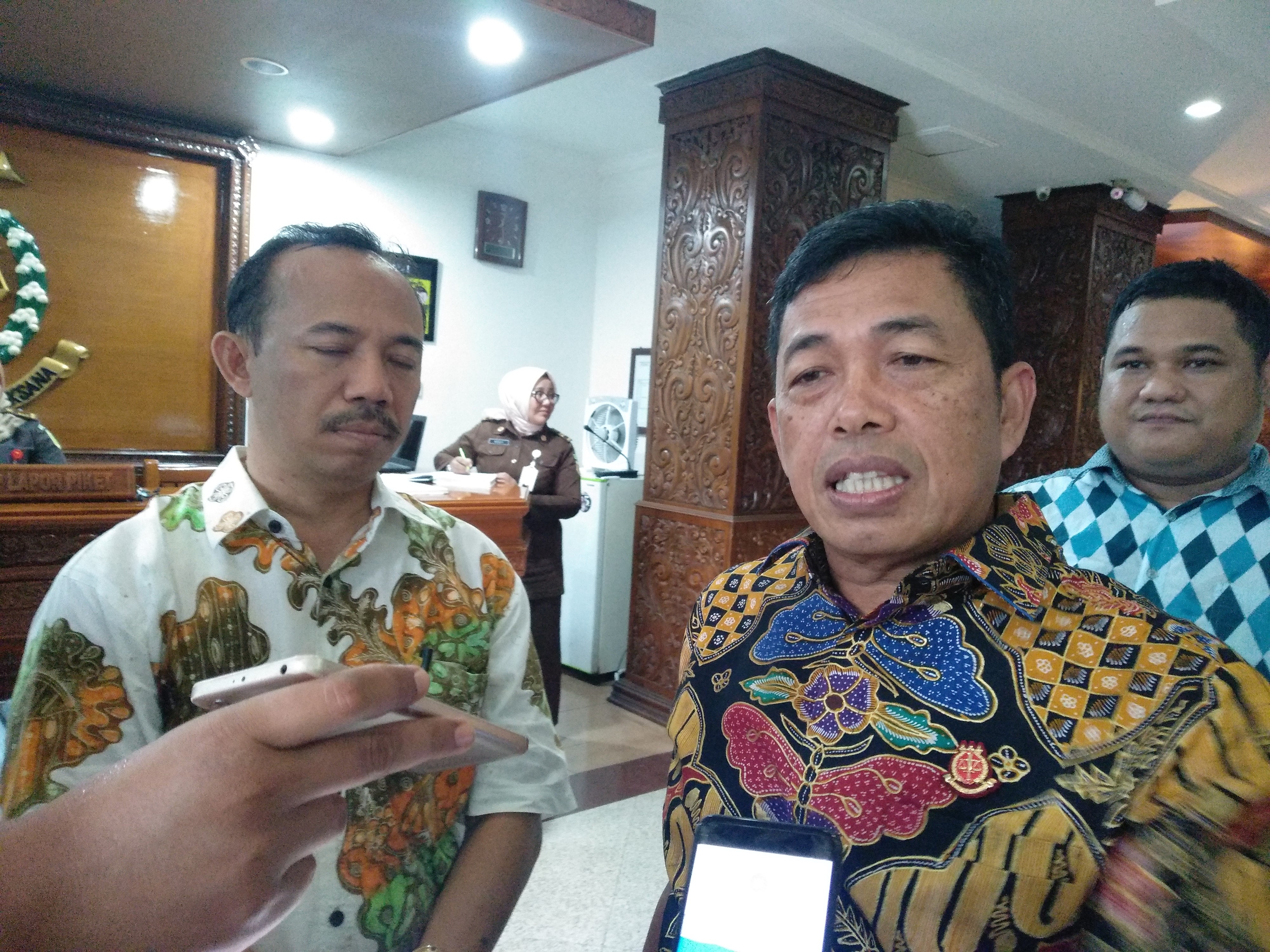 Kejati Jatim Terima Berkas Dua Muncikari Prostitusi Daring