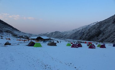 Dua Pendaki India Tewas di Gunung Kanchenjunga dua-pendaki-india-tewas-di-gunung-kanchenjunga