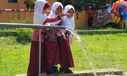 Pemerintah Bangun 750 Sumur Bor pada 2020 pemerintah-bangun-750-sumur-bor-pada-2020