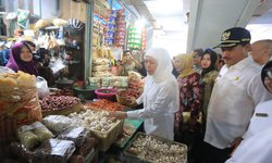 Aksi 22 Mei, Khofifah Mengaku Larang Warganya ke Jakarta aksi-22-mei-khofifah-mengaku-larang-warganya-ke-jakarta
