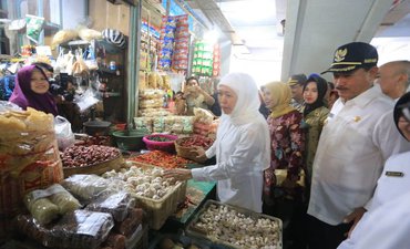 Aksi 22 Mei, Khofifah Mengaku Larang Warganya ke Jakarta aksi-22-mei-khofifah-mengaku-larang-warganya-ke-jakarta