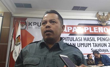 Rekapitulasi KPU Jatim, Jokowi-Ma'ruf Unggul 65,7 Persen rekapitulasi-kpu-jatim-jokowi-maruf-unggul-657-persen
