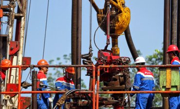 Kilang Tuban Diharapkan Dongkrak Investasi Naik 15 Persen kilang-tuban-diharapkan-dongkrak-investasi-naik-15-persen