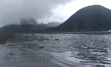 Muncul Limpasan Air di Kaldera Gunung Bromo muncul-limpasan-air-di-kaldera-gunung-bromo