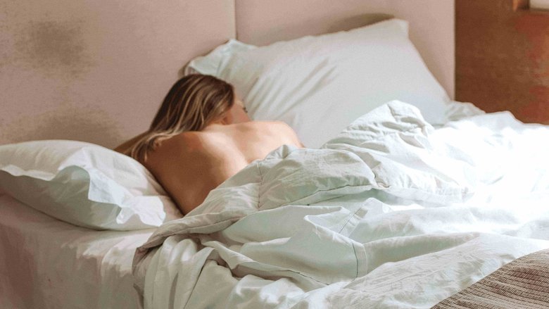 Ini Lima Manfaat Tidur Telanjang ini-lima-manfaat-tidur-telanjang