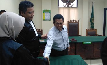 Mantan Kadinkes Gresik Divonis Enam Tahun Penjara mantan-kadinkes-gresik-divonis-enam-tahun-penjara