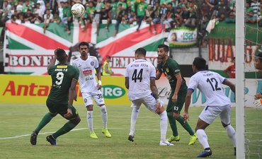Persebaya Antisipasi Absennya Dzalilov dan Balde Lawan Madura United persebaya-antisipasi-absennya-dzalilov-dan-balde-lawan-madura-united