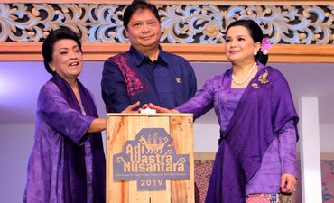 Ekspor Tenun dan Batik Ditarget Raup USD 58,6 Juta ekspor-tenun-dan-batik-ditarget-raup-usd-586-juta