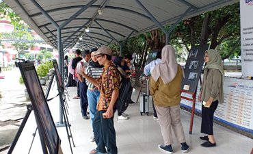 Sambut Hari Valentine, Daop 8 Gelar Pameran Fotografi sambut-hari-valentine-daop-8-gelar-pameran-fotografi