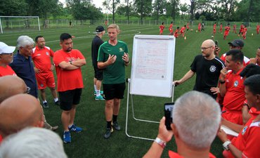 Tingkatkan Kualitas Pelatih, PSSI Gandeng FFA dan DFB tingkatkan-kualitas-pelatih-pssi-gandeng-ffa-dan-dfb