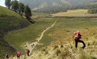 Pendakian Semeru Ditutup Awal Tahun 2019 p-pendakian-semeru-ditutup-awal-tahun-2019-p