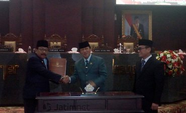 Parlemen Dorong Pemprov Jatim Bangun Industri Pertanian dan Perikanan p-parlemen-dorong-pemprov-jatim-bangun-industri-pertanian-dan-perikanan-p