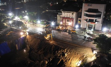 Jalan Raya Gubeng Diupayakan Segera Diaspal p-jalan-raya-gubeng-diupayakan-segera-diaspal-p