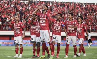 Dua Gol Stefano Antar Bali United Menang Atas Persija dua-gol-stefano-antar-bali-united-menang-atas-persija