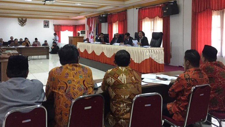 DKPP Gelar Sidang Dugaan Pelanggaran Kode Etik Bawaslu Surabaya dkpp-gelar-sidang-dugaan-pelanggaran-kode-etik-bawaslu-surabaya