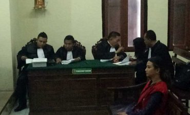Vanessa Angel Jalani Sidang Perdana Rabu Pekan Depan vanessa-angel-jalani-sidang-perdana-rabu-pekan-depan