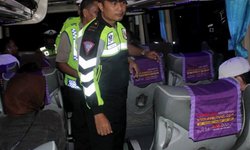Polres Probolinggo Sweeping Antisipasi People Power Menuju Jakarta polres-probolinggo-sweeping-antisipasi-people-power-menuju-jakarta