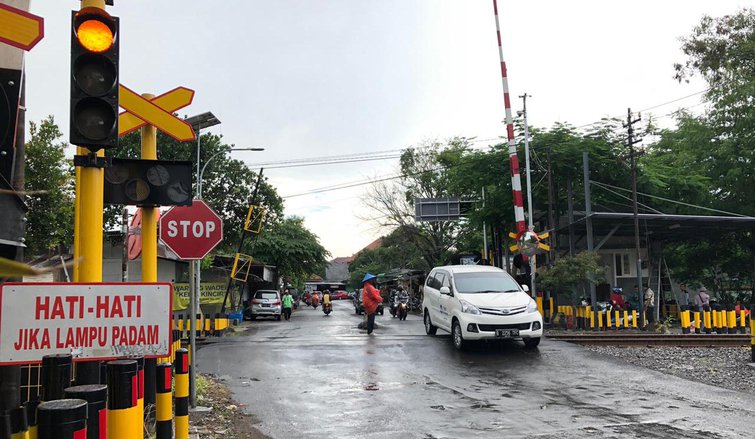 Tekan Kecelakaan Pt Ki Daop 8 Surabaya Operasikan Pjl