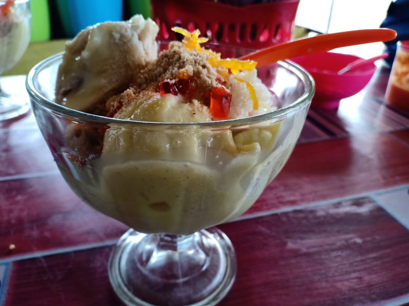 Sensasi Kenikmatan Es Puter Ala Pak Cuk di Jalur Pantura Probolinggo